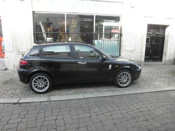 Alfa Romeo 146 19 JTD 16V M-Jet